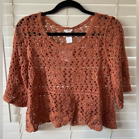 VICI Artesia Crochet Top NWT - Picture 2 of 10